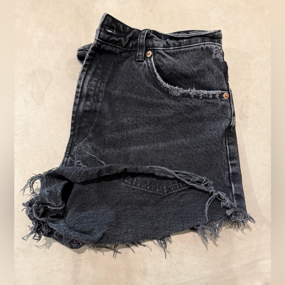 ZARA Black‎ Distressed Denim Shorts Size 10 - Picture 3 of 5